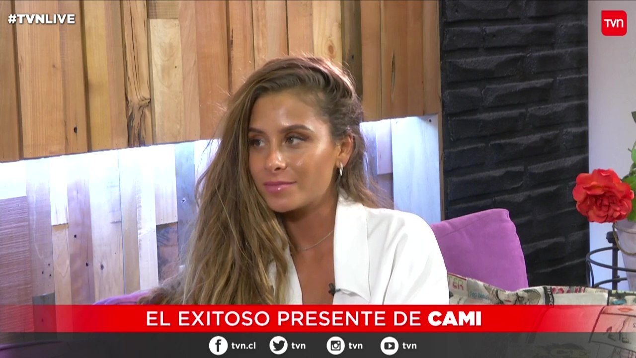 Camila Gallardo en TVN (03-04-2019)