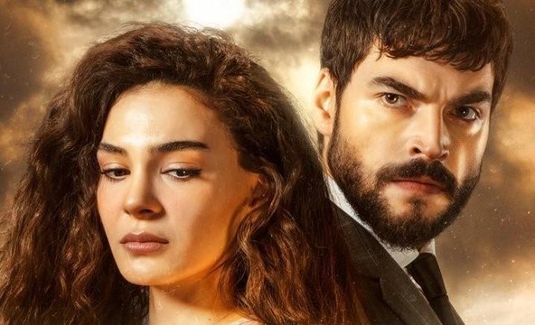 بسبب هذا المشهد.. مسلسل زهرة الثالوث متهم بتقليد مسلسل حب أبيض وأسود