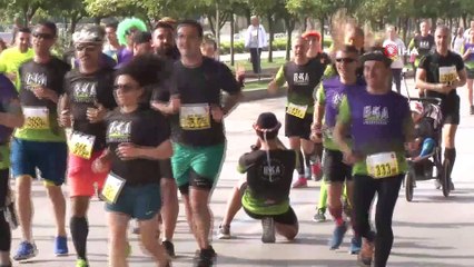 Adana'da 'Portakal Çiçeği Halk Koşusu' yoğun ilgi gördü