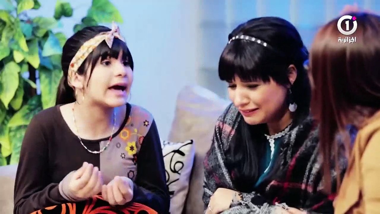 Darna Show Saison3 N°16 دارنا شو - Meriem magique Suite ! خطبة مريم