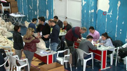 Gaziosmanpaşa’da oy sayım işlemleri devam ediyor