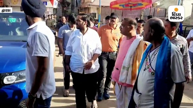 કોડીનારના નવાગામમાં 4 ફૂટ લાંબો મગર આવ્યો, વન વિભાગે રેસ્કયુ કરી પાંજરે પૂર્યો