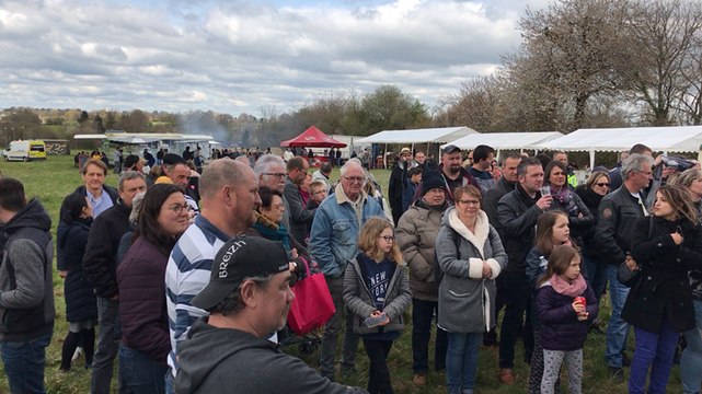 Concours du plus gros mangeur de saucisses