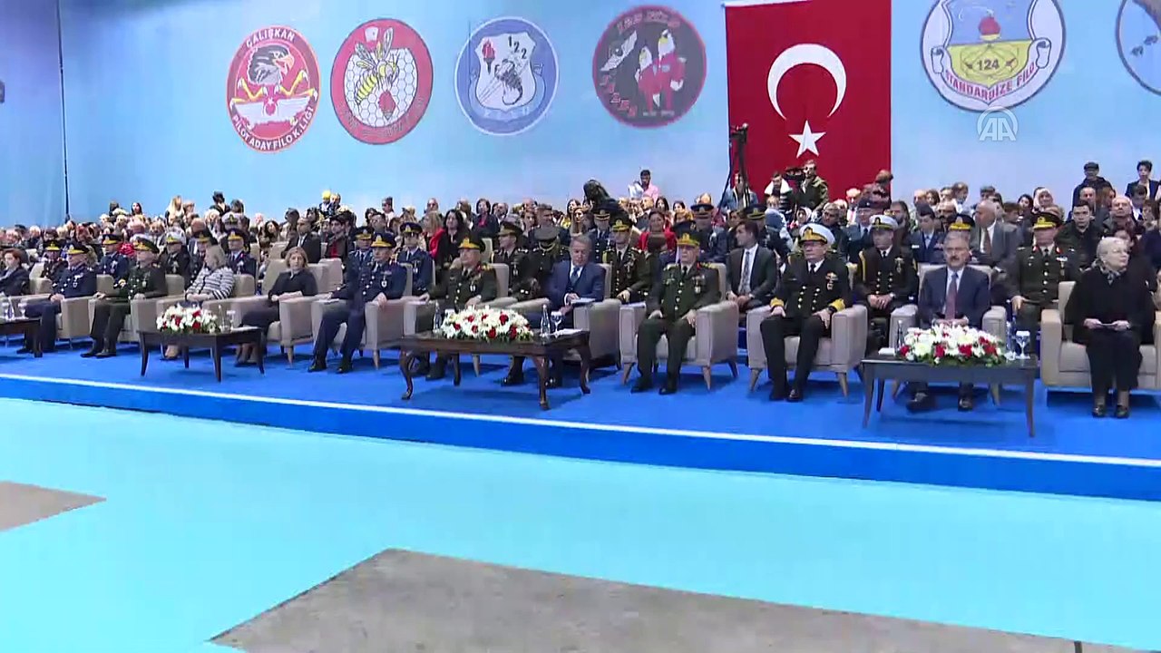 Milli Savunma Bakanı Akar, 'Pilotaj Eğitimi Bröve ve Diploma Töreni'ne katıldı - ANKARA