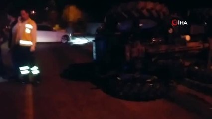 Tekirdağ'da Kamyonet Traktöre Çarptı: 4 Yaralı