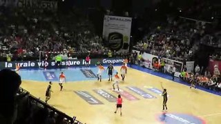 Handball -  Lucarne Parfaite de Minel - Chambéry 33 29 Montpellier - 07/04/2019