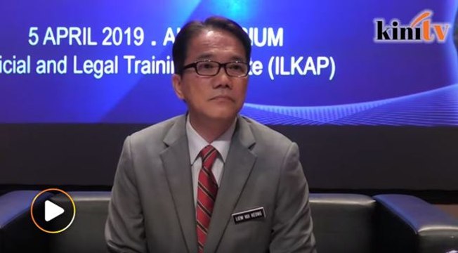 Kenapa tarik diri dari Statut Rome? Tanya PM, kata Menteri