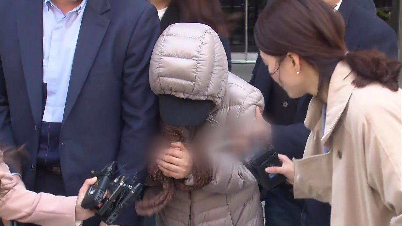 '영아 학대' 아이 돌보미, 오늘 구속 여부 결정 / YTN