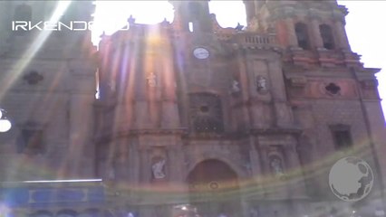 El afeminado mensaje de Aku Aku y el narrador