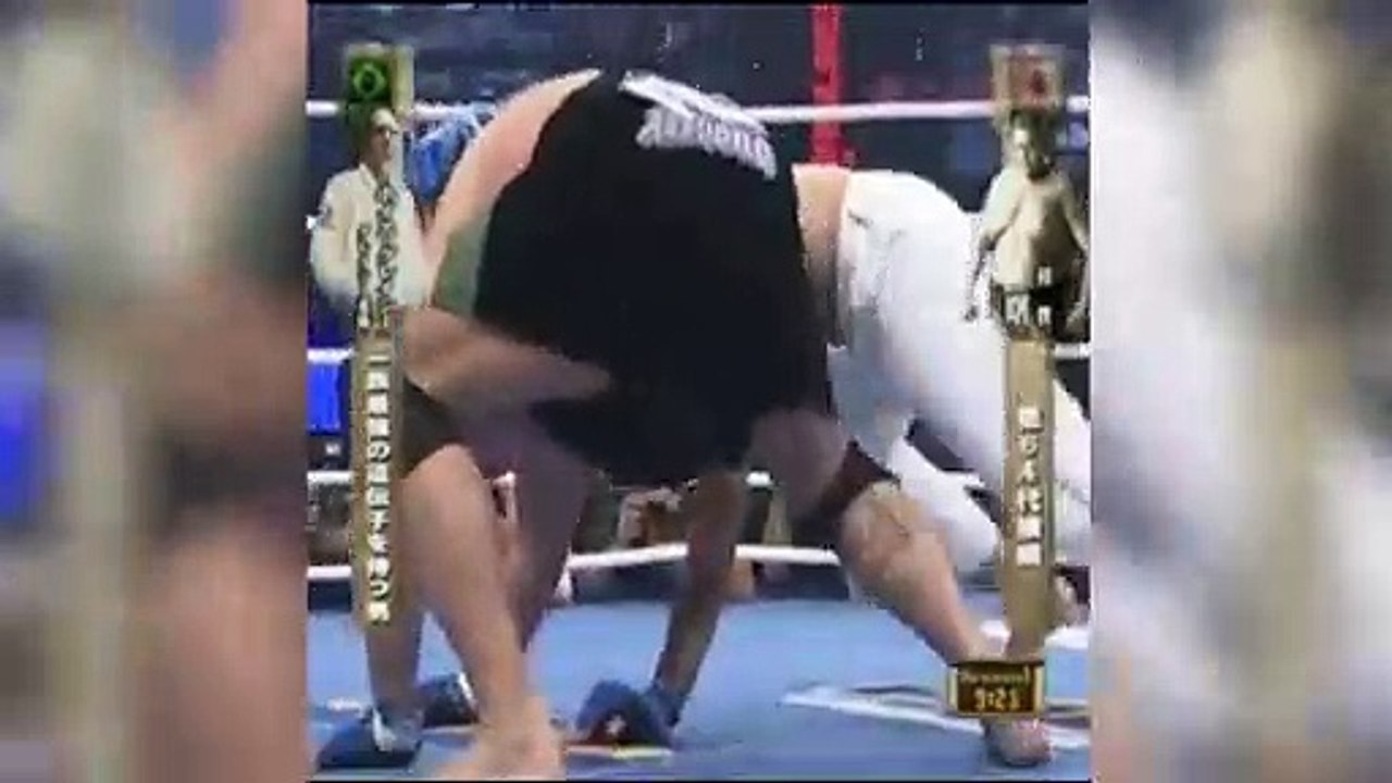 Sport - Royce Gracie, king of Brazilian jiu-jitsu, against sumo legend Akebono