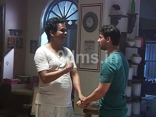 Baavale Utavale | Watch How Guddu's Jija Flirting with Him | बावले उतावले