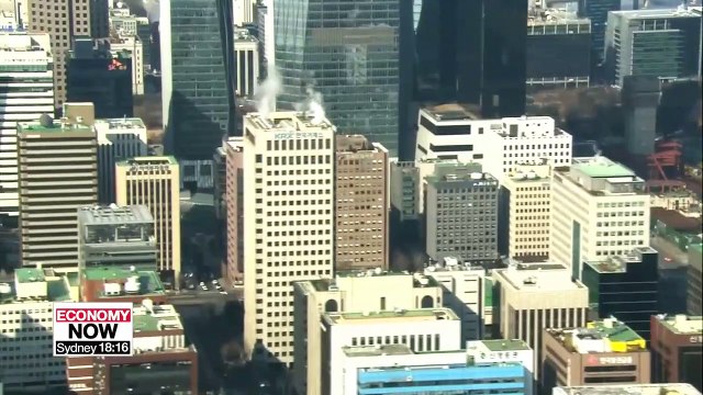 Varying performances impact number of workers at S. Korea's top 10 corporations in 2018