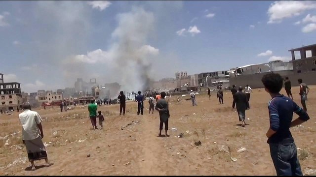 Saudi-led air raids 'kill at least 11 civilians' in Yemen's Sanaa