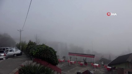 Zonguldak’ta sis etkili oldu,  görüş mesafesi 25 metreye düştü