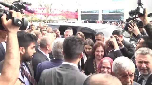 Yavaş, Belediye Başkanlığı Görevini Devraldı - Detaylar