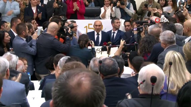 Tunç Soyer İzmir Büyükşehir Belediye Başkanlığı görevini devraldı