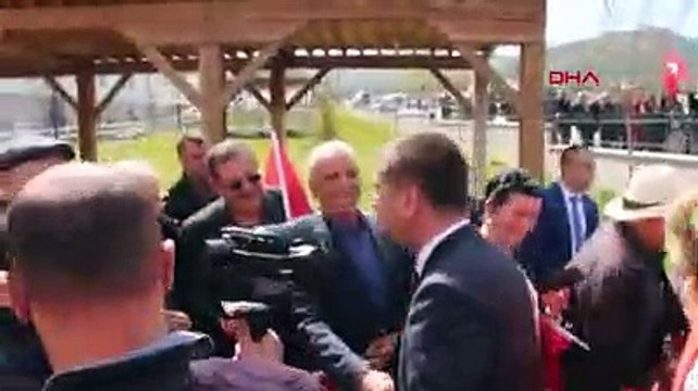 Burdur Belediye Başkanı Ali Orkun Ercengiz mazbatasını aldı