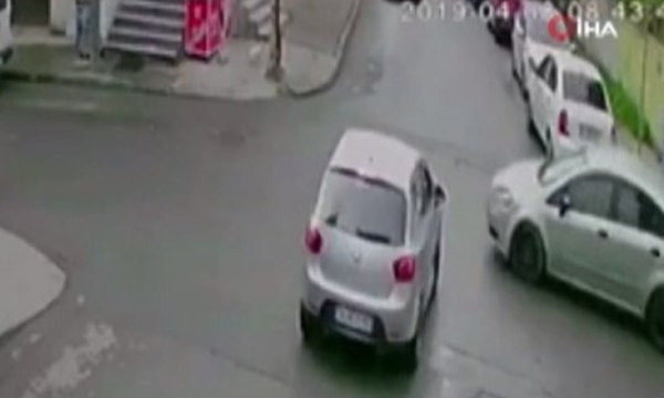 İstanbul’da faciadan dönülen anlar kamerada