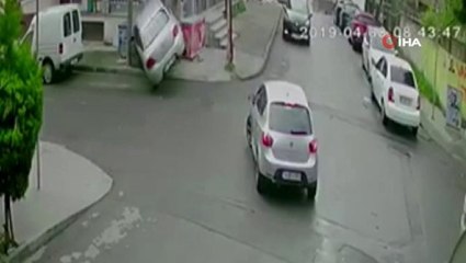İstanbul'da Faciadan Dönüldü, Sürücü Şok Geçirdi