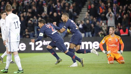 Paris Saint-Germain - RC Strasbourg Alsace : Inside
