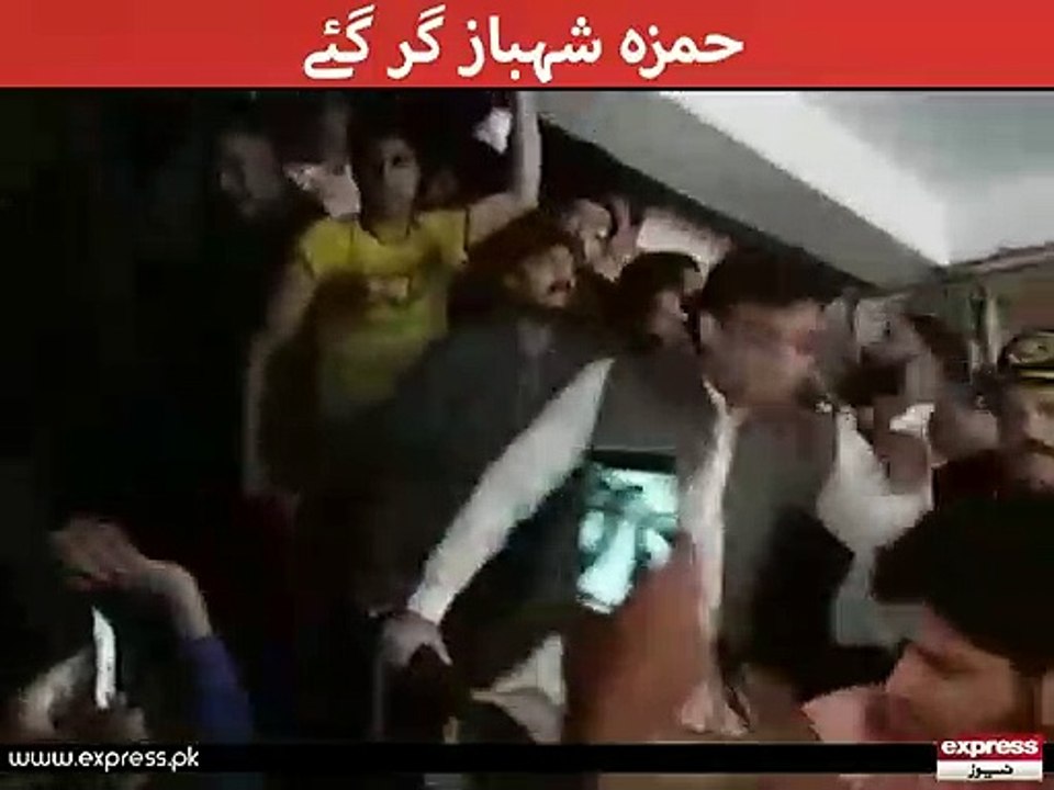 karkunaan ke dhakkay, Hamza Shahbaz grgye