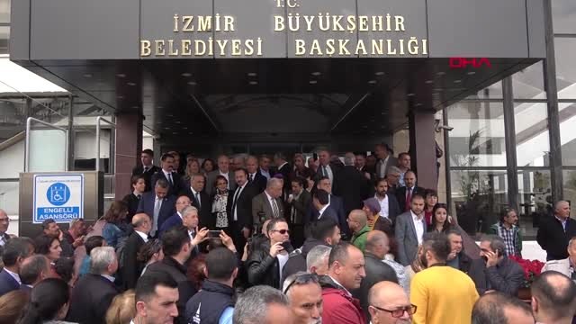 İzmir Büyükşehir Belediye Başkanı Soyer, Mazbatasını Aldı -1