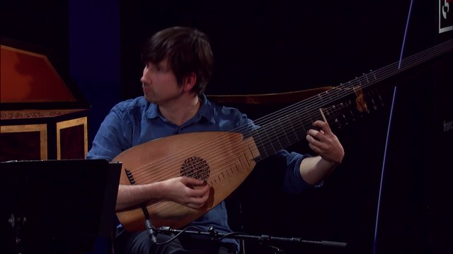 Vivaldi : Concerto pour luth en ré majeur - largo (Thomas Dunford)