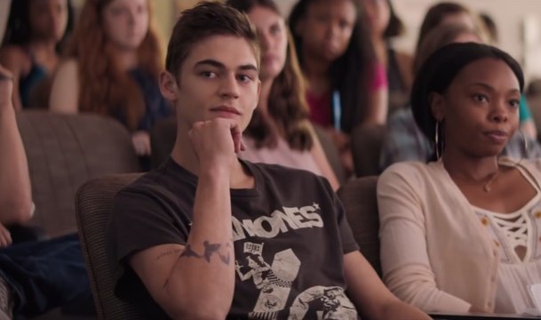 AFTER - Una película dirigida por Jenny Gage con Josephine Langford, Hero Fiennes Tiffin