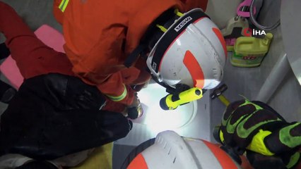 - Çin’de Ayağı Tuvalete Sıkışan Çocuğu İtfaiye Ekipleri Kurtardı