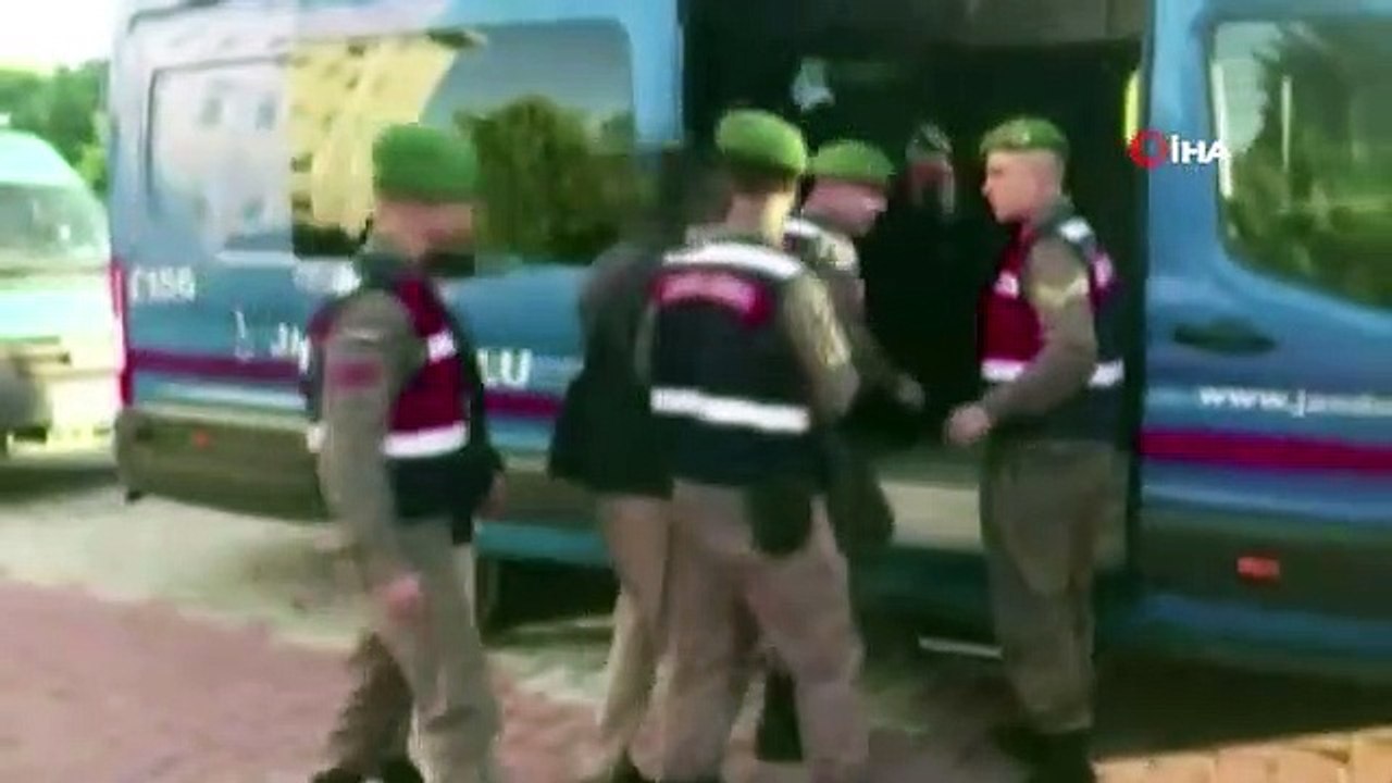Eski ÖSYM Başkanı tekstil firmasında gözaltına alındı