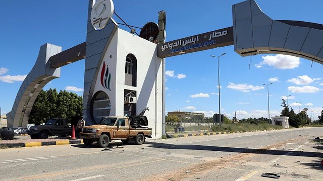Libia, Onu condanna raid sull'aeroporto, chiesta tregua umanitaria