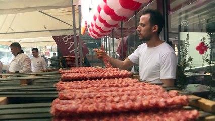 40 metrelik kebap saniyeler içinde tükendi - ANKARA