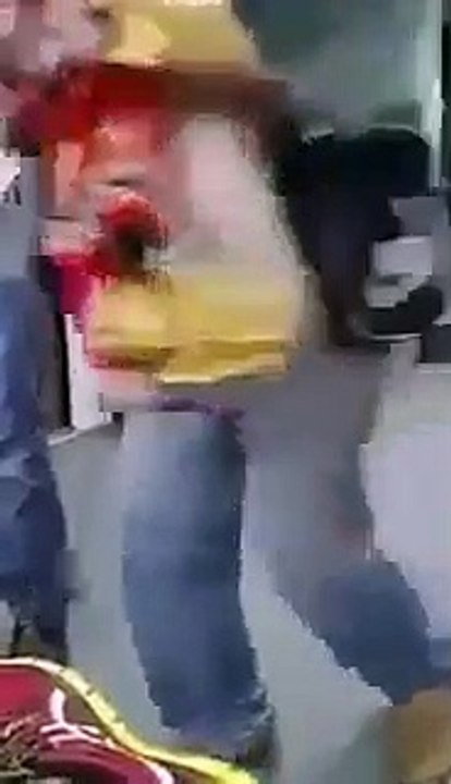 Gözünü sevdiğim avropaysı medeniyet kokuyor