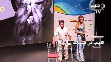 بيليه يعود الى البرازيل بعد علاجه من التهاب في فرنسا