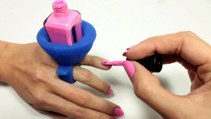 Best Accessory To Hold Your Nail Polish