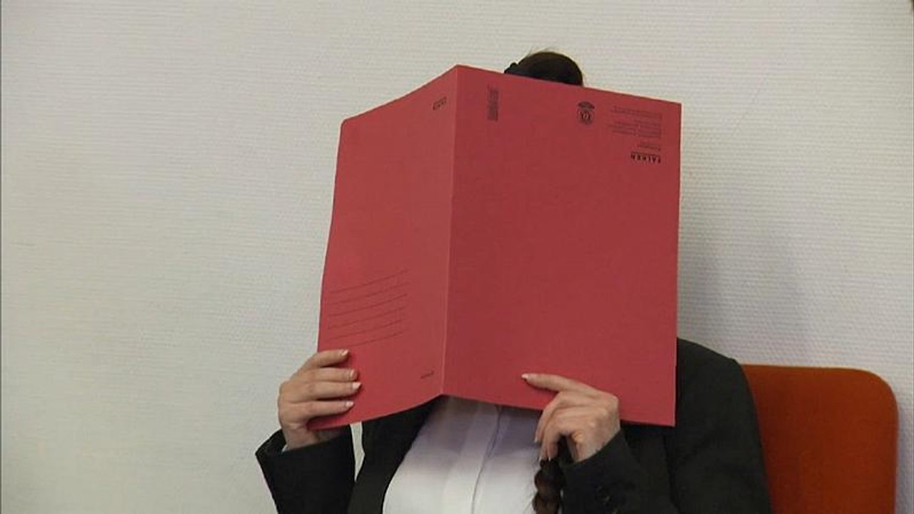 Deutsche IS-Braut wegen Mordes an Jesidin (5) vor Gericht