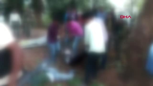 Dha Dış ? Hindistan'da Siyasi Parti Konvoyuna Bombalı Saldırı 5 Ölü