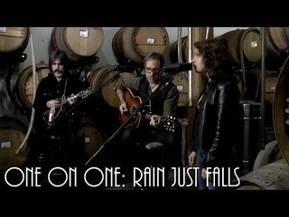 ONE ON ONE: Richard Shindell, Lucy Kaplansky & Larry Campbell - Rain Just Falls 1/10/15 City Winery
