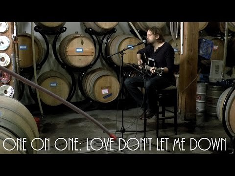 ONE ON ONE: Hayes Carll - Love Don't Let Me Down April 13th, 2016 City Winery New York
