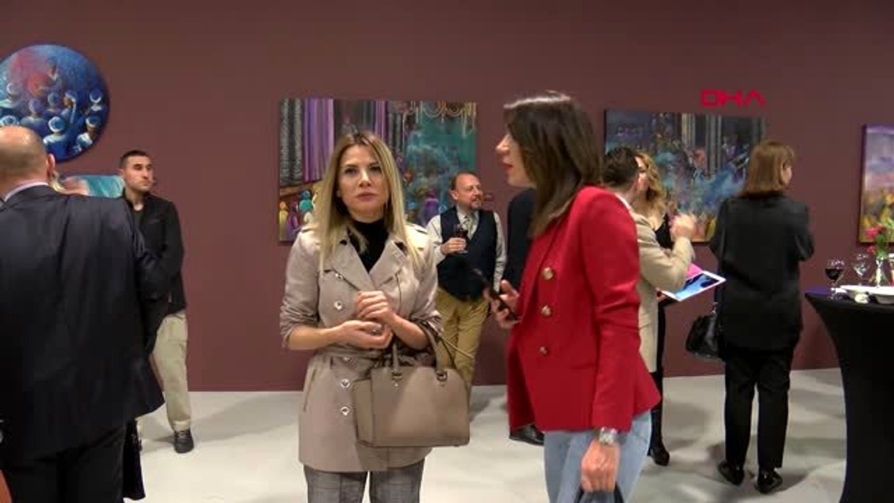 Adana Gazeteci Hande Fırat'ın Resim Sergisine Yoğun İlgi