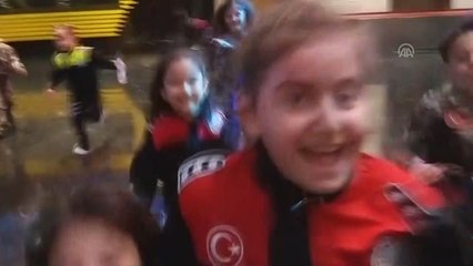 Engin Gönüllüler Korosu", Türk Polis Teşkilatının Kuruluş Yıl Dönümünde Sahne Aldı