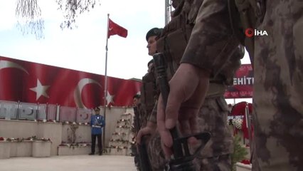 İçişleri Bakanı Soylu, Polis Şehitliği'nde Anma Törenine Katıldı