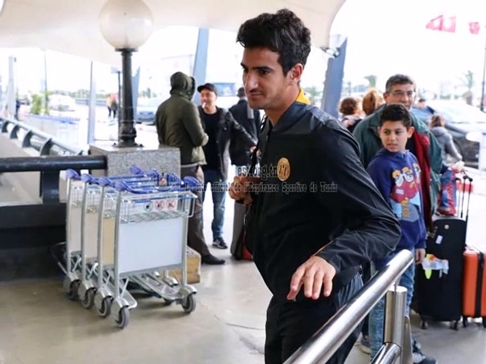 رحلة الترجي إلى قابس صور الإنطلاق من مطار تونس قرطاج Espérance Sportive de Tunis