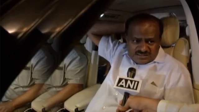 ಮಂಡ್ಯದಲ್ಲಿ ಕಾಂಗ್ರೆಸ್ ಹಾಗು ಜೆಡಿಎಸ್ ನಾಯಕರ ಜೊತೆ ರಹಸ್ಯ ಸಭೆ ನಡೆಸಿದ ಎಚ್ ಡಿ ಕುಮಾರಸ್ವಾಮಿ