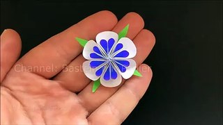 Kleine Blumen basteln mit Papier