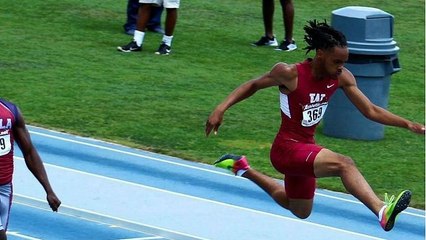 Paralysed star athlete fulfills dream of going back to track