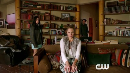 Roswell, New Mexico S01E12 Creep