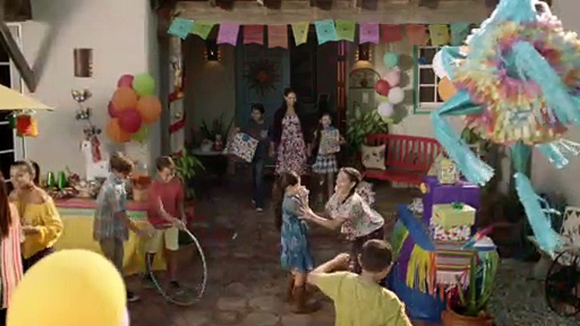 De L Autre Cote Du Mur Le Destin Croise De Sofia Et Eliza Sur Novelas Tv Video Dailymotion