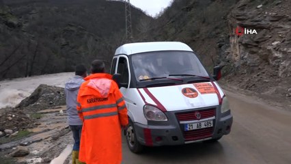 - Munzur Çayı'nın taştı, ulaşım kontrollü sağlanıyor