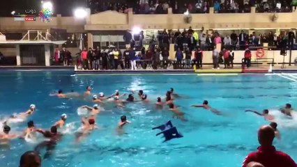 شاهد.. اشتباكات لاعبى الأهلي والجزيرة لكرة الماء